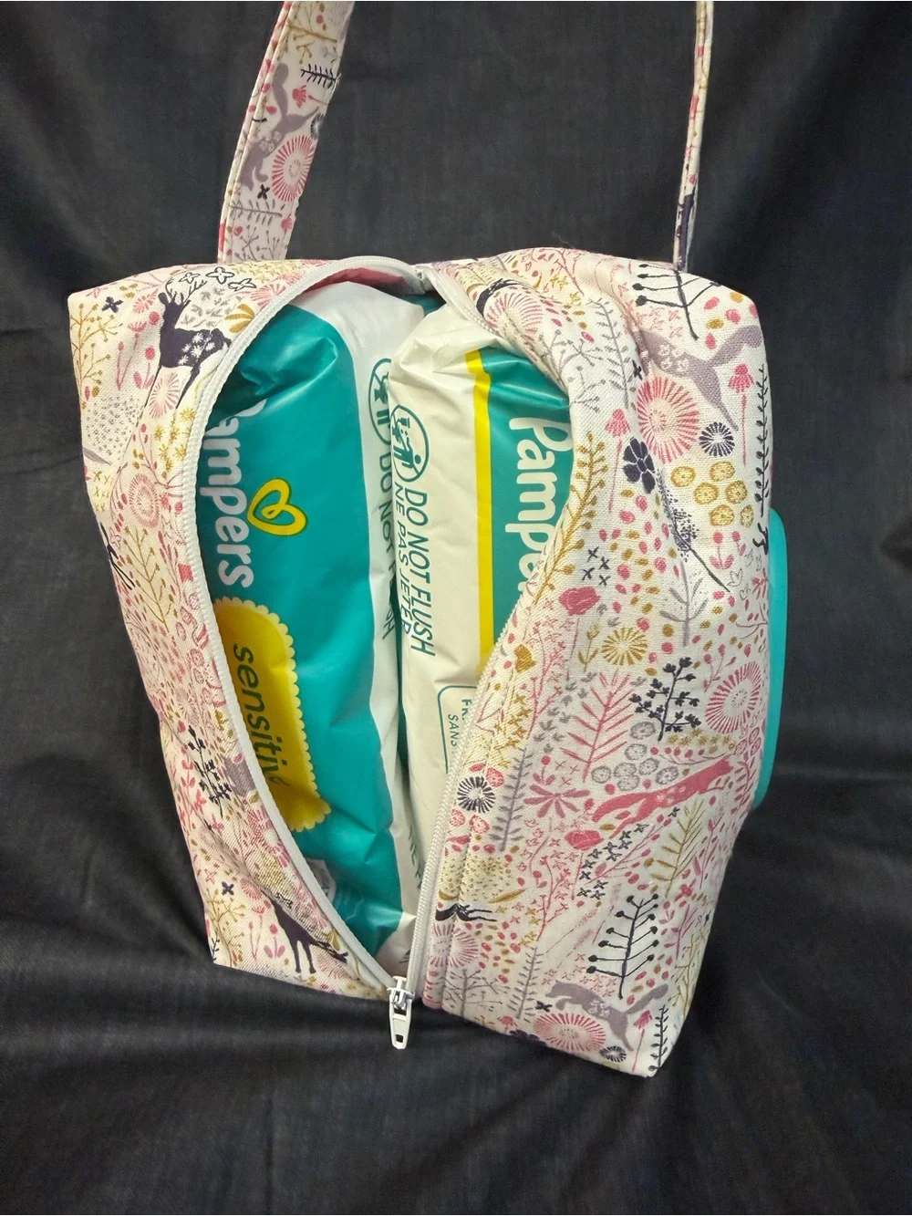 Wildlife Animals Wipes Tote